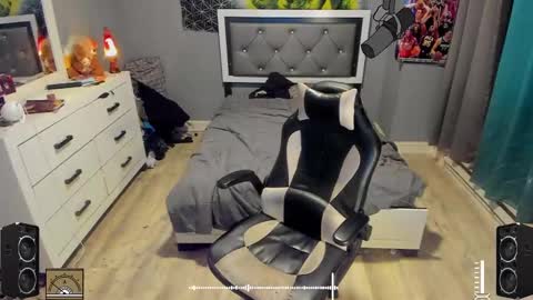 Snapshot of blaccanalmatters chatting on 02.03.25 Plant Base Streamers From Pennsylvania online show from 02.03.25