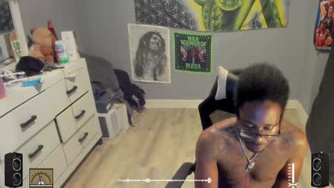 Snapshot of blaccanalmatters chatting on 10.25.25 Plant Base Streamers From Pennsylvania online show from 10.25.25