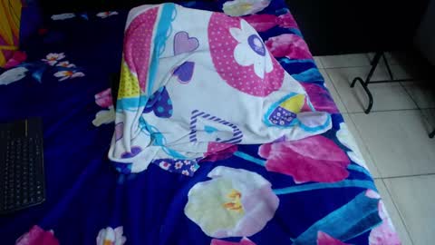 Snapshot of blacckandwhitte chatting on 01.18.25 blacckandwhitte online show from 01.18.25