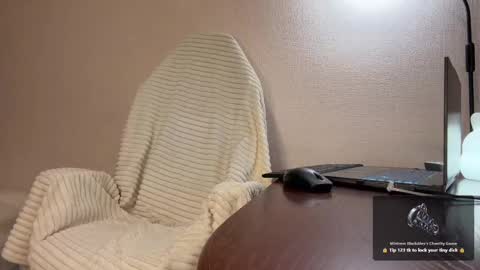 Snapshot of black_alex_ chatting on 04.25.26 Alexandra online show from 04.25.26