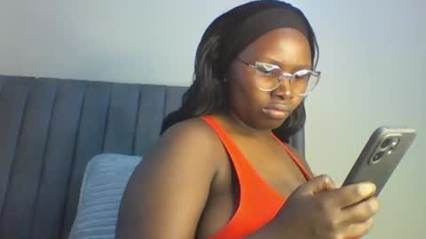 Snapshot of black_amor chatting on 07.17.26 black_amor online show from 07.17.26
