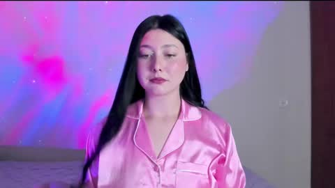 Snapshot of black_berry_bla_ck chatting on 01.07.25 black_berry_bla_ck online show from 01.07.25