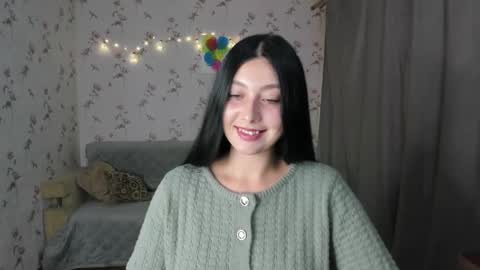 Snapshot of black_berry_bla_ck chatting on 10.06.25 black_berry_bla_ck online show from 10.06.25