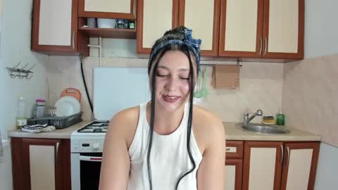 Snapshot of black_berry_bla_ck chatting on 11.11.25 black_berry_bla_ck online show from 11.11.25