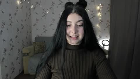 Snapshot of black_berry_bla_ck chatting on 12.22.25 black_berry_bla_ck online show from 12.22.25