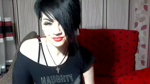 Snapshot of black_hot_01 chatting on 12.25.24 black_hot_01 online show from 12.25.24