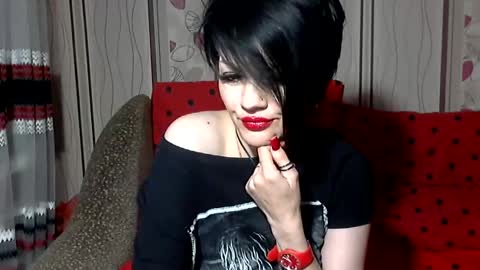 Snapshot of black_hot_01 chatting on 01.24.25 black_hot_01 online show from 01.24.25