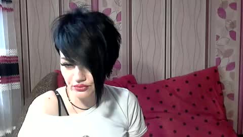Snapshot of black_hot_01 chatting on 03.10.25 black_hot_01 online show from 03.10.25