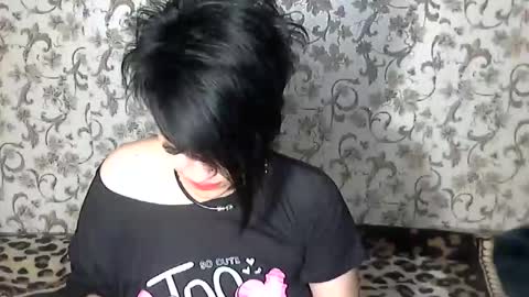 Snapshot of black_hot_01 chatting on 09.08.25 black_hot_01 online show from 09.08.25