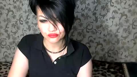 Snapshot of black_hot_01 chatting on 09.12.25 black_hot_01 online show from 09.12.25