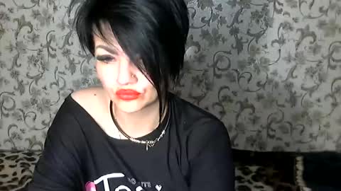 Snapshot of black_hot_01 chatting on 09.15.25 black_hot_01 online show from 09.15.25