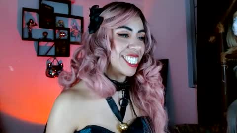 Snapshot of black_lady_05 chatting on 02.09.25 millie online show from 02.09.25