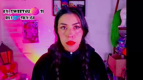 Snapshot of black_lady_05 chatting on 02.25.26 millie online show from 02.25.26