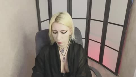 Snapshot of black_orchides chatting on 07.25.26 Emily online show from 07.25.26