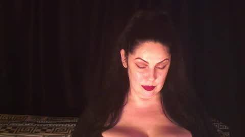 Sarah online show from 10.11.25