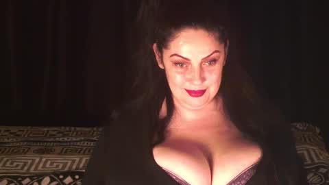 Sarah online show from 10.15.25