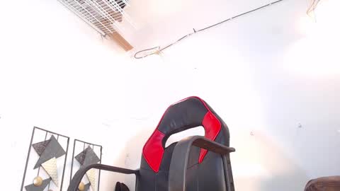 black raiden online show from 10.13.25