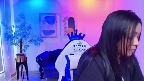 Rousse  online show from 01.17.26