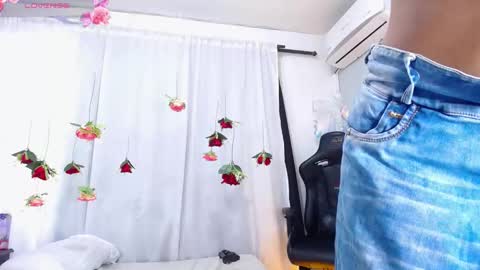 Snapshot of black_rosse_1 chatting on 02.26.25 Tifany online show from 02.26.25