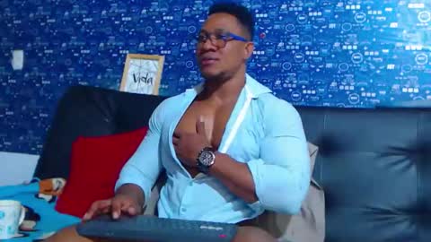 duglas online show from 10.22.25