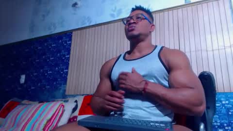 duglas online show from 04.01.26