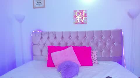 Snapshot of black_tara chatting on 02.21.26 Tara online show from 02.21.26