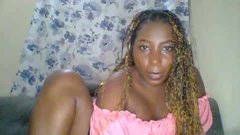 Snapshot of black_umbre chatting on 08.07.26 Dee online show from 08.07.26