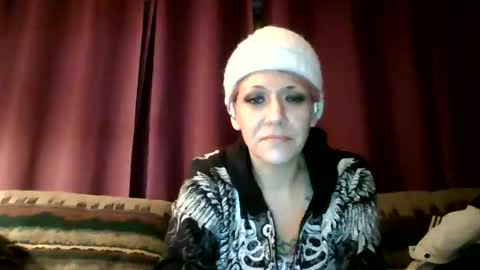 Purplelilly82 online show from 11.28.25