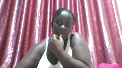 Snapshot of blackbeauty002 chatting on 02.08.26 PACIFICA online show from 02.08.26