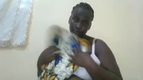 Snapshot of blackbeauty002 chatting on 02.27.26 PACIFICA online show from 02.27.26