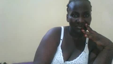 Snapshot of blackbeauty002 chatting on 03.01.26 PACIFICA online show from 03.01.26