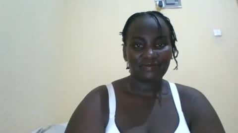 Snapshot of blackbeauty002 chatting on 05.07.26 PACIFICA online show from 05.07.26