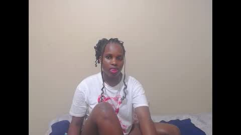 Snapshot of blackberry96_ chatting on 10.12.25 blackberry96_ online show from 10.12.25