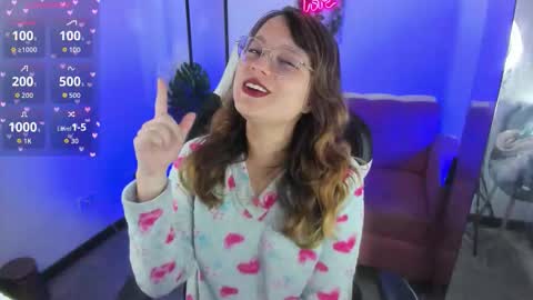 Sophie online show from 10.19.25