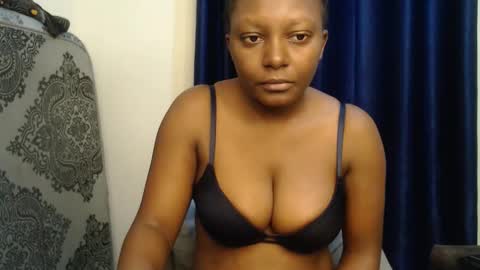 Snapshot of blackcyn chatting on 05.06.26 Cynthia online show from 05.06.26