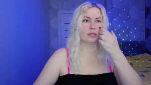 blackeyes11 online show from 12.21.25