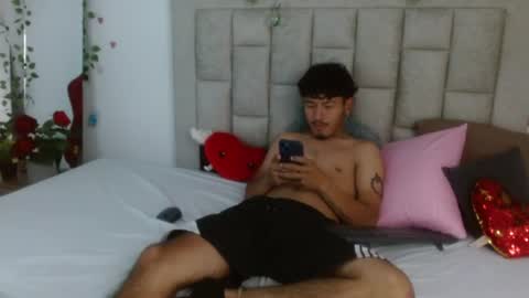 Snapshot of blackfox_desire chatting on 06.13.26 mateo online show from 06.13.26
