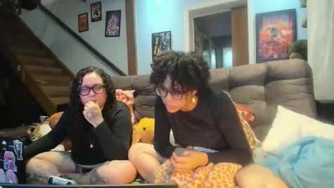 Snapshot of blackittys2 chatting on 05.27.26 blackittys2 online show from 05.27.26