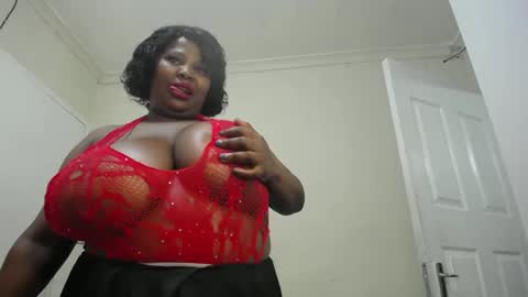 Snapshot of blackladyqx chatting on 12.31.24 blackladyqx online show from 12.31.24