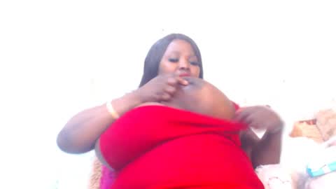 Snapshot of blackladyqx82 chatting on 06.28.26 blackladyqx82 online show from 06.28.26