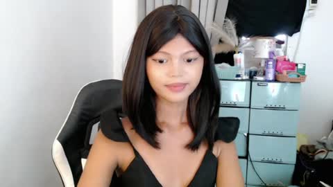 Snapshot of blackmanika chatting on 08.05.26 blackmanika online show from 08.05.26