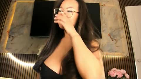 Karina online show from 09.23.25