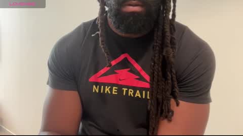 Snapshot of blackmuscles77 chatting on 02.25.26 blackmuscles77 online show from 02.25.26