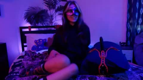 Snapshot of blackrxse chatting on 01.01.25 Roselina online show from 01.01.25