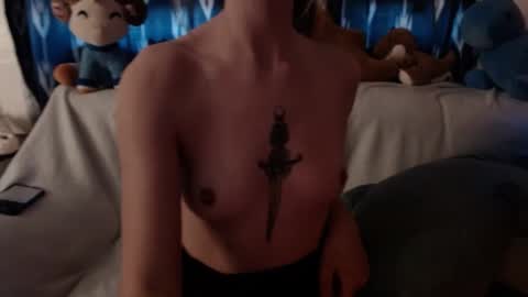 Snapshot of blackrxse chatting on 01.22.25 Roselina online show from 01.22.25