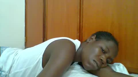 Snapshot of blacksexygal chatting on 11.18.25 SARAH online show from 11.18.25