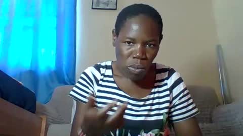 Snapshot of blacksexygal chatting on 07.04.26 SARAH online show from 07.04.26