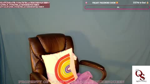 Snapshot of blacksirenqueen chatting on 07.05.26 Queen Siren online show from 07.05.26