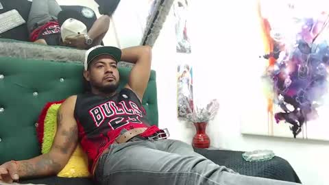 Snapshot of blade_foxx chatting on 01.05.25 Richard online show from 01.05.25