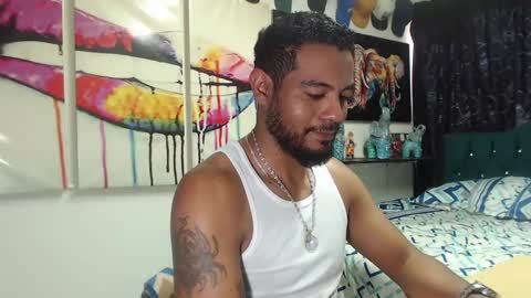 Snapshot of blade_foxx chatting on 01.12.25 Richard online show from 01.12.25